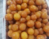 صورة لخطوة 2 من وصفة جلاب او كرات الحليب 😋 لذيذة