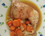 Foto del paso 6 de la receta: Muslos de pollo con zanahorias al horno