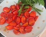 Foto del passaggio 5 della ricetta Finferli saltati con pasta fresca🍄‍🟫🍅🧄🧅🍝