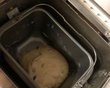 Foto langkah ke 1 dari resep Cinnamon Raisins Bread.