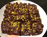 A picture of step 9 of Chocolate & pistachio fridge cake.