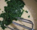 Foto langkah ke 4 dari resep Bolu daun kelor.