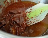 Hình bước làm 1 của món Bánh Brownie mềm ẩm ít ngọt