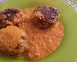 Foto del paso 4 de la receta: Filetes rusos (sin huevo 🚫🥚) en salsa de tomate casera