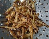 Foto langkah ke 2 dari resep 400. Oseng Daun Pepaya Teri.