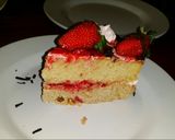 A picture of step 10 of Choco-Strawberry Cake.