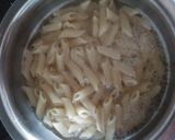 A picture of step 2 of Cheesy Pan pasta.