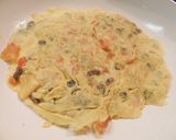 Foto del paso 5 de la receta Tortilla de patatas con zanahoria y pasas