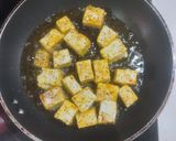 A picture of step 1 of Paneer chili.