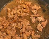 A picture of step 1 of Shrimp and Pork Simmered in Coconut Water.