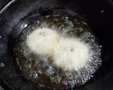 A picture of step 5 of Kakara pitha.