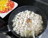 Pas rețetă Curcan (pui) colorat cu sos de curry 1 fotografie