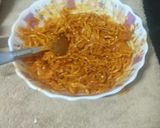 A picture of step 2 of Mumbai street style Chinese Bhel.