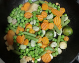 Foto del paso 2 de la receta: Menestra con pollo
