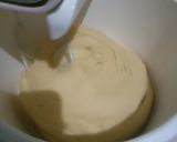 Foto langkah ke 2 dari resep Roti Manis.