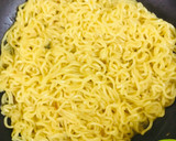 Maggi ke pakode रेसिपी चरण 2 फोटो