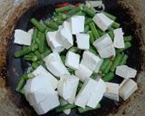 Foto langkah ke 2 dari resep Tumis Kacang Panjang Tahu.