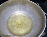 A picture of step 2 of Dry kurmura bhel.