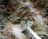 A picture of step 2 of Potato khichadi.