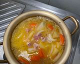 รูปขั้นตอนการทำที่ 3 ของ แกงกะหรี่ใส่เส้นอุด้ง (カレーうどん)