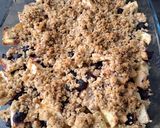 Une image de l'étape 4 de Crumble myrtille pomme pécan.