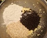 Foto del paso 2 de la receta: Galletas de avena con chip de chocolate *SIN AZÚCAR *