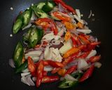 Foto langkah ke 3 dari resep Tumis Tempe Trio Cabe.