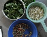 Foto langkah ke 2 dari resep 16Mi Gomak Goreng.