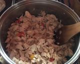 Foto del paso 2 de la receta: Papas con salsa de tomate y pollo