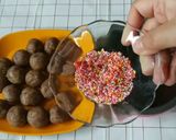 Foto langkah ke 4 dari resep Bola coklat cerres.