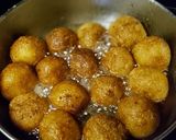 A picture of step 3 of Semolina(sooji) gulab jamun.