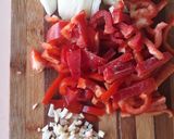 Foto del paso 2 de la receta: Bifes de bondiola a la portuguesa