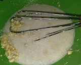 Foto del paso 2 de la receta: Medialunas de Manteca sin Hojaldre