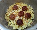 A picture of step 3 of Pasta with BBQ meat bols.