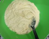 A picture of step 4 of Lemon cake.