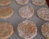 Foto del paso 4 de la receta: Galletitas integrales de coco (light) 👌💕
