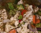 Foto del paso 3 de la receta: Escabeche de verduras! 🥦🥕🧅🧄