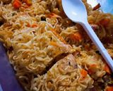 Hình bước làm 4 của món Mì trứng áp chảo