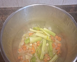 Foto del paso 1 de la receta: Caldo y sopa de pescado
