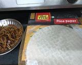 A picture of step 10 of Spicy Udon Noodles Spring Rolls (with Rice Paper).