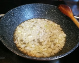 Foto del paso 3 de la receta: Arroz con marisco