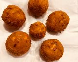 A picture of step 6 of Cafe Styled 🥔 🌽 Cheesy 🧀 Crispy Bombs😋.