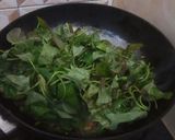 Foto langkah ke 3 dari resep Tumis daun ubi.