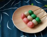 A picture of step 7 of Hanami Dango.