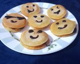 A picture of step 9 of Custard Flavoured Dora Cakes.