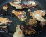 Foto del paso 3 de la receta: Caldo de pollo asado