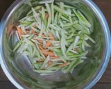 Foto langkah ke 1 dari resep Acar Mentimun Mix Wortel.
