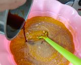 Foto langkah ke 6 dari resep Bolu Karamel (Sarang Semut).