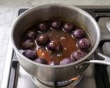 Foto langkah ke 3 dari resep Biji Salak Ubi Ungu Kuah Santan Gula Aren.