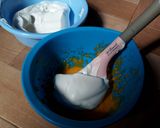 Foto langkah ke 4 dari resep #25. Chiffon Double Keju; Moist & Yummy.